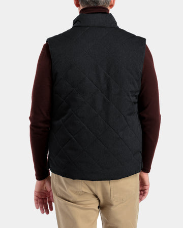 lexingtonvest_noir_modelback_3